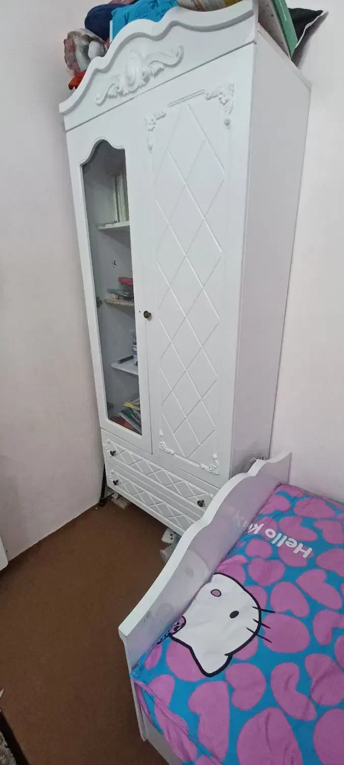 تخت و کمد نوجوان|تخت و سرویس خواب|مشهد, شاهد (شهرک غرب)|دیوار