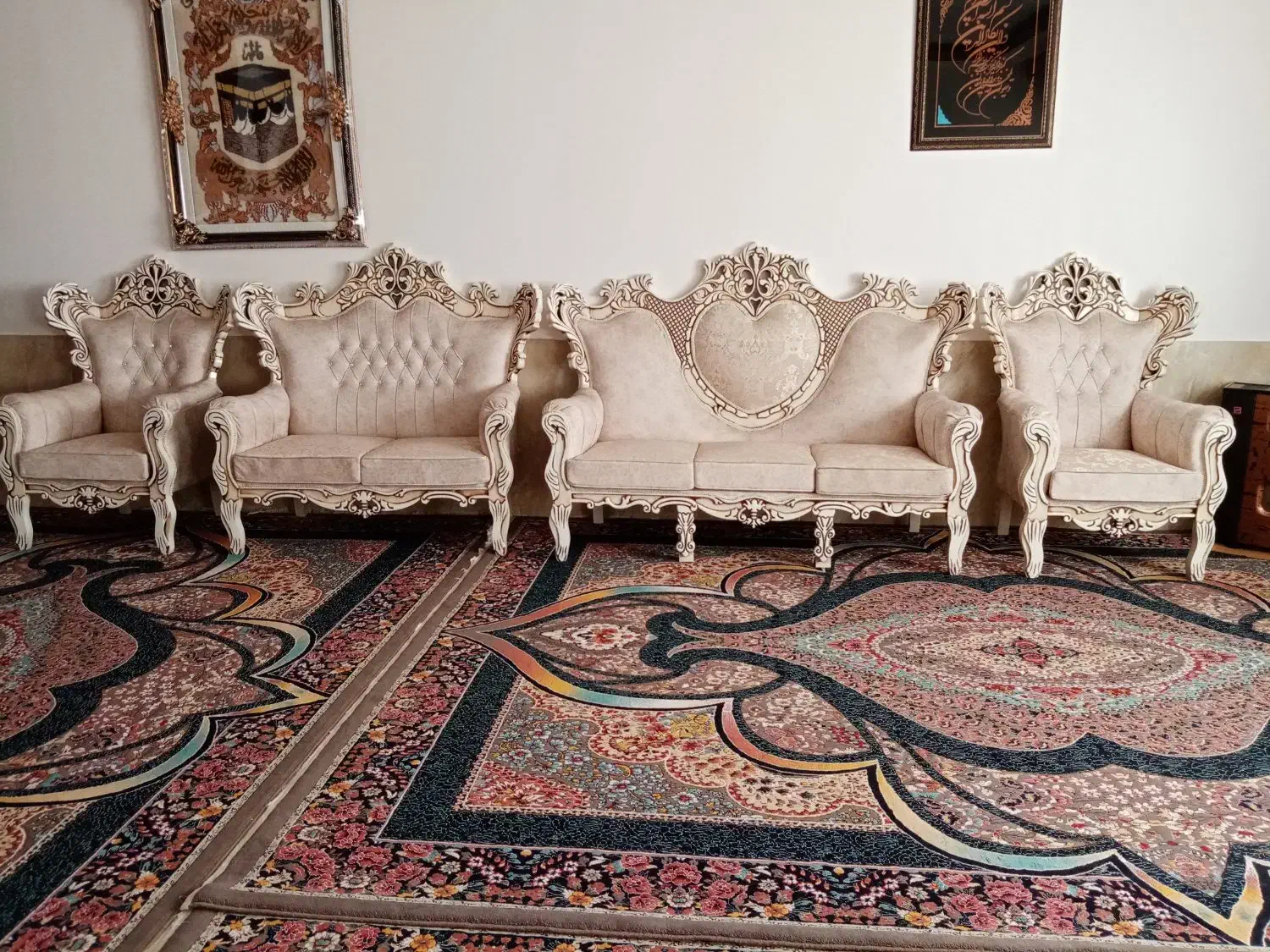 مبل 7 نفره سلطنتی|مبلمان خانگی و میز عسلی|کاشمر, |دیوار