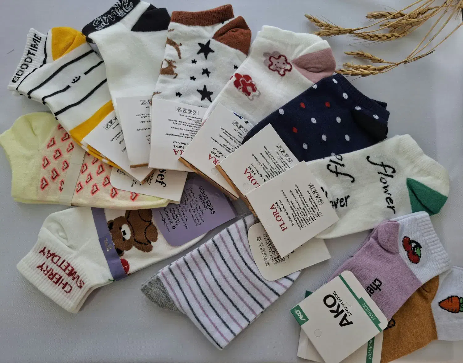 جوراب|لباس|رشت, پورسینا|دیوار