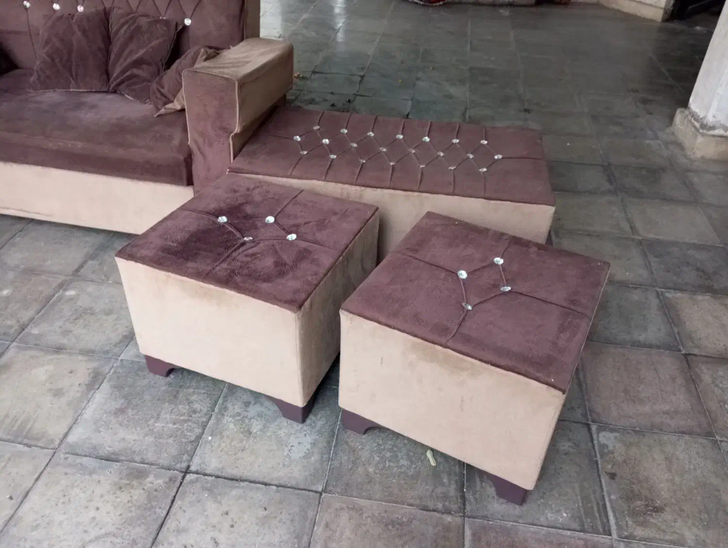 مبل ۷نفره|مبلمان خانگی و میز عسلی|صومعه‌سرا, |دیوار