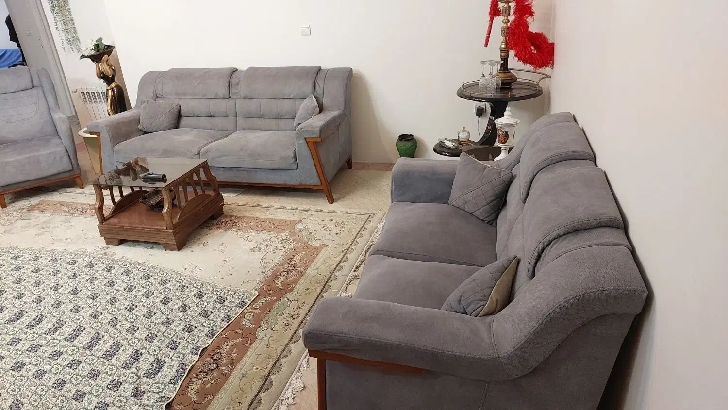 مبل راحتی و میز ناهار خوری ۶ نفره|مبلمان خانگی و میز عسلی|تهران, منیریه|دیوار