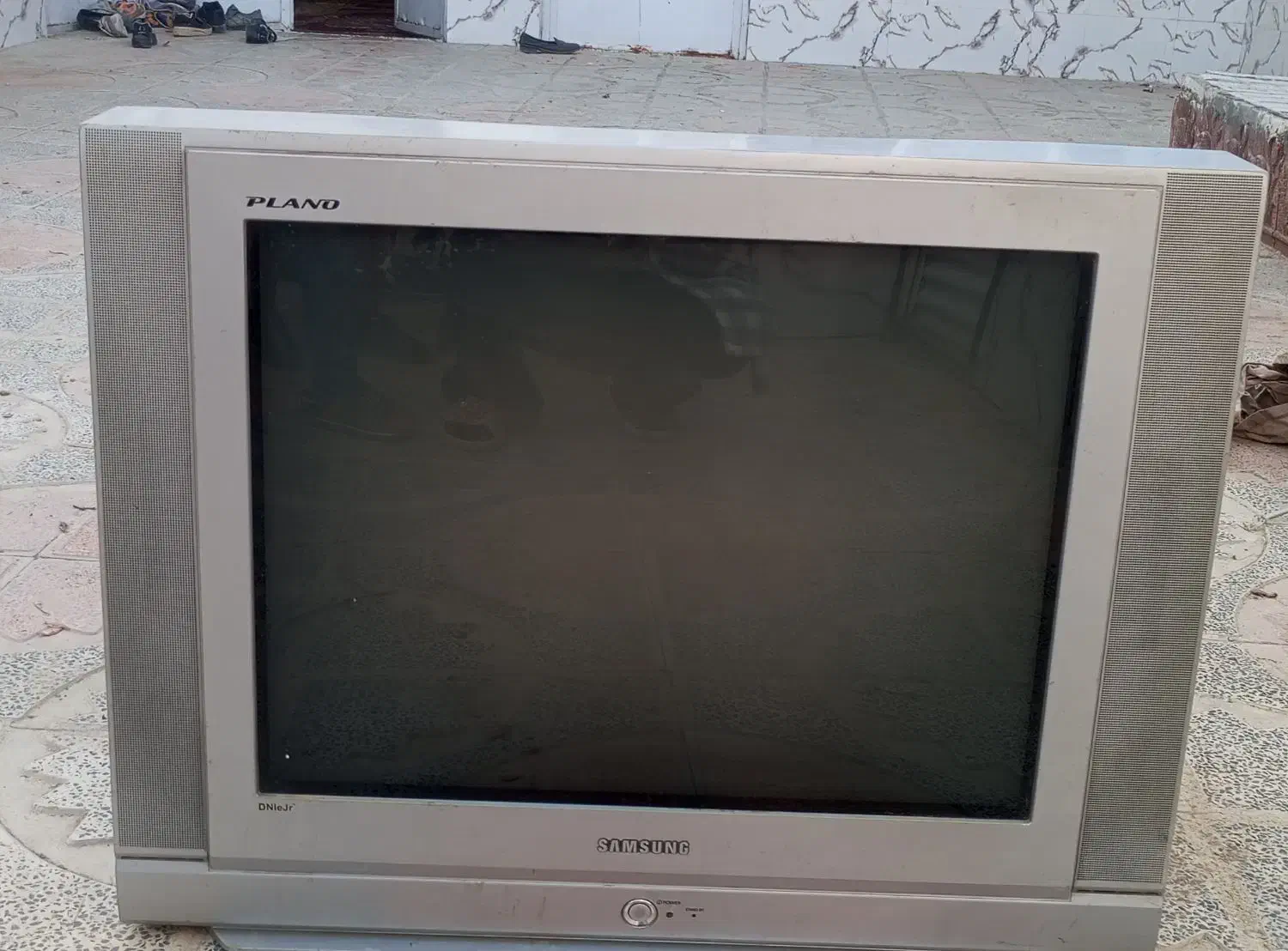 تلوزیون|تلویزیون و پروژکتور|گلپایگان, |دیوار