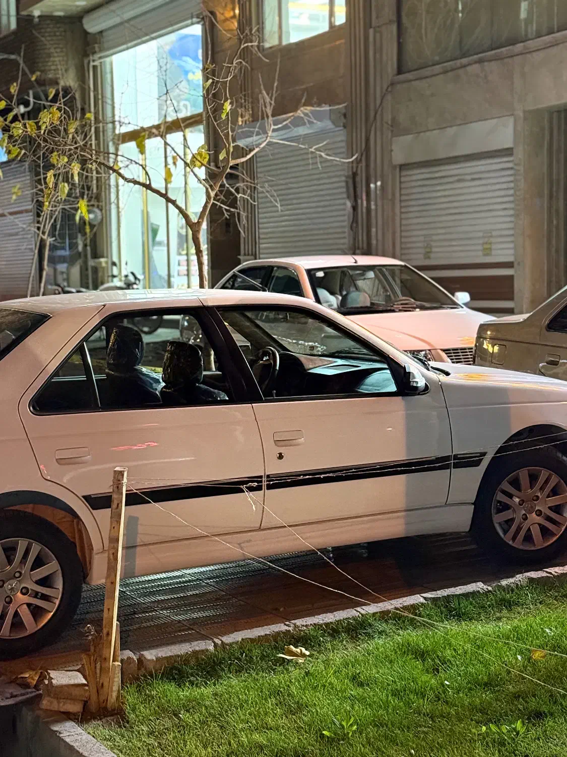 پژو پارس سفارشی|خودرو سواری و وانت|سقز, |دیوار