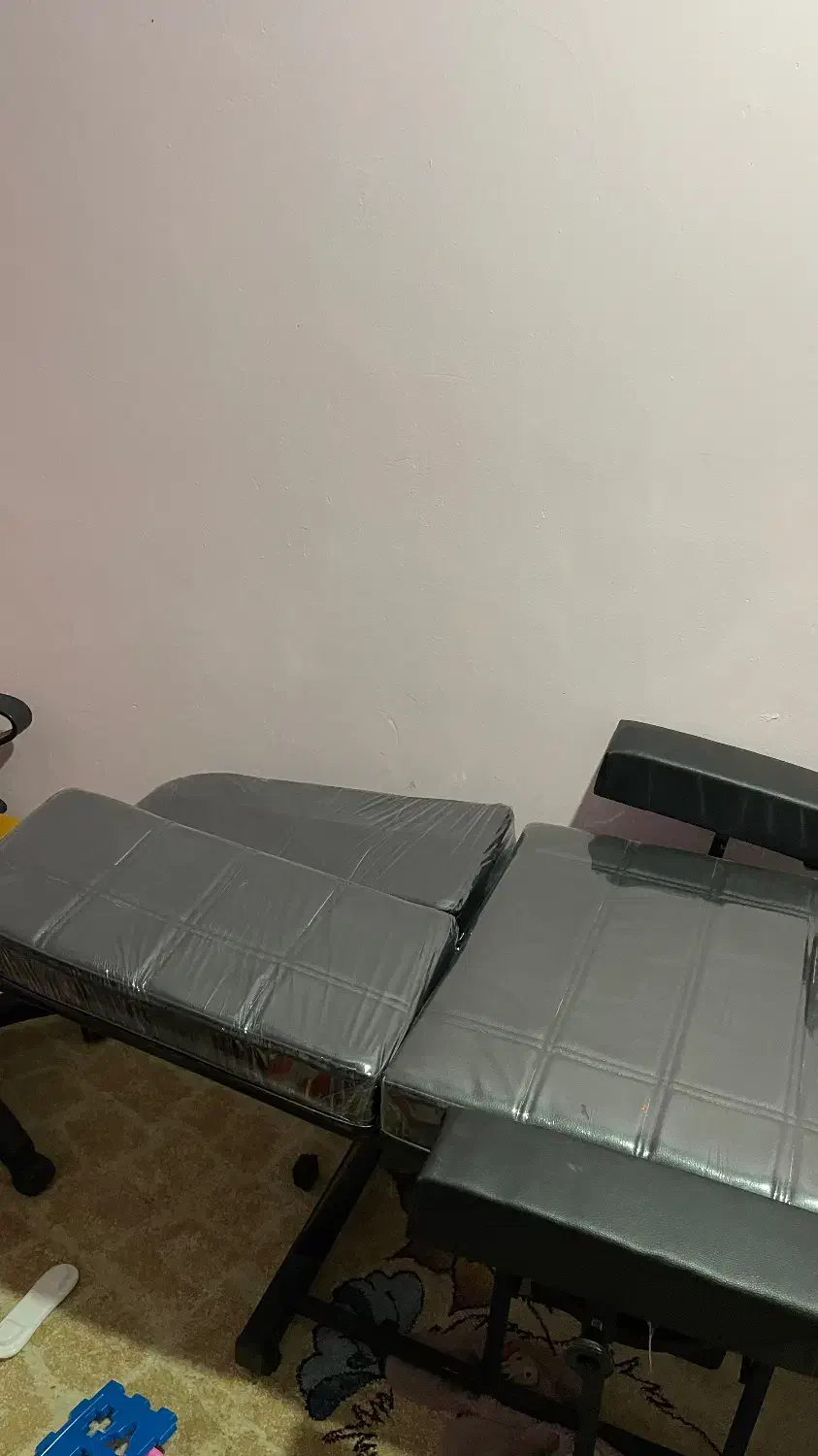 فروش تخت تتو تخت آرایشگاه و صندلی|آرایشگاه و سالن‌های زیبایی|چالوس, |دیوار