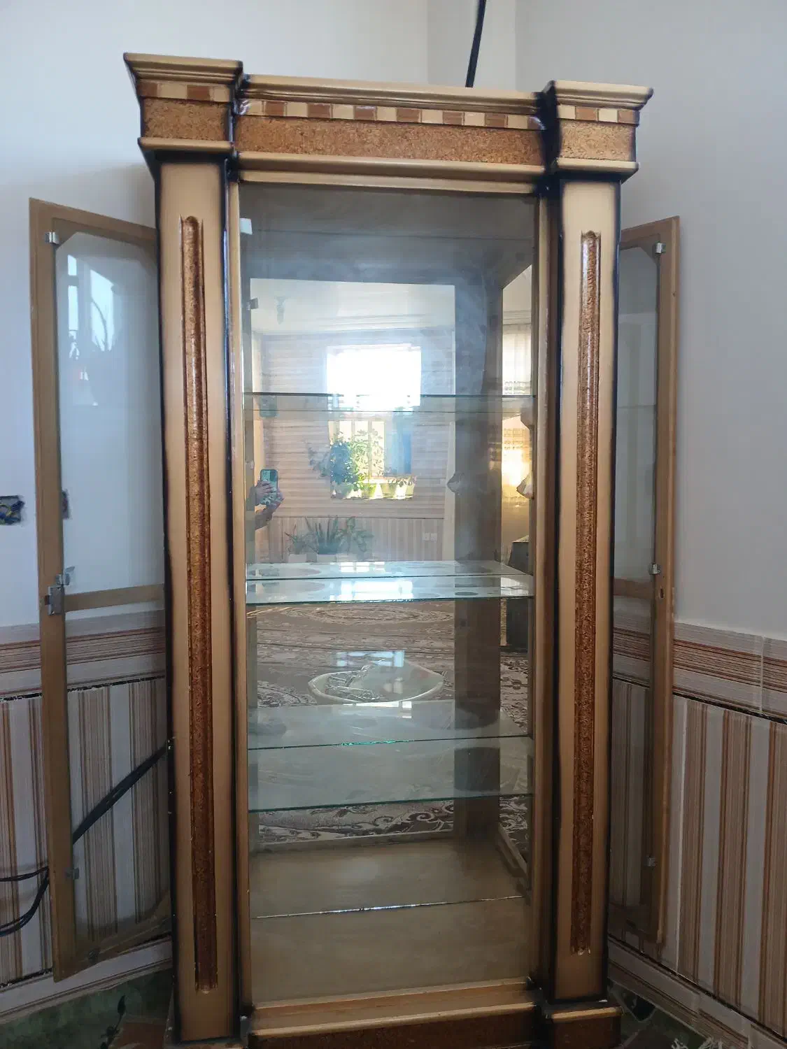 ویترین|بوفه، ویترین، کنسول|لردگان, |دیوار