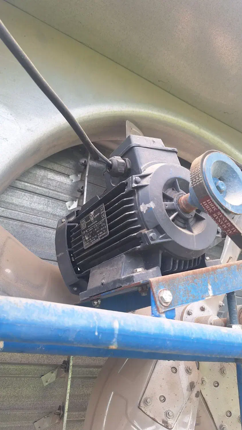 ۴عدد فن ۱۴۰ اگزاست،برای گلخانه یا مرغداری|ماشینآلات صنعتی|جالق, |دیوار