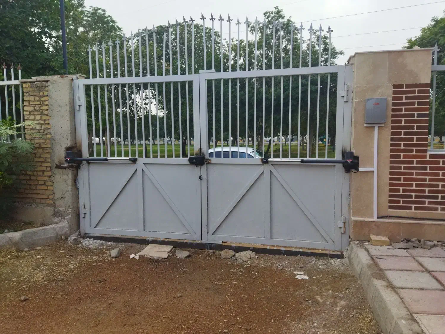 نصب و تعمیر جک بازویی پارکینگ درب کرکره ای برقی|خدمات پیشه و مهارت|شوشتر, |دیوار