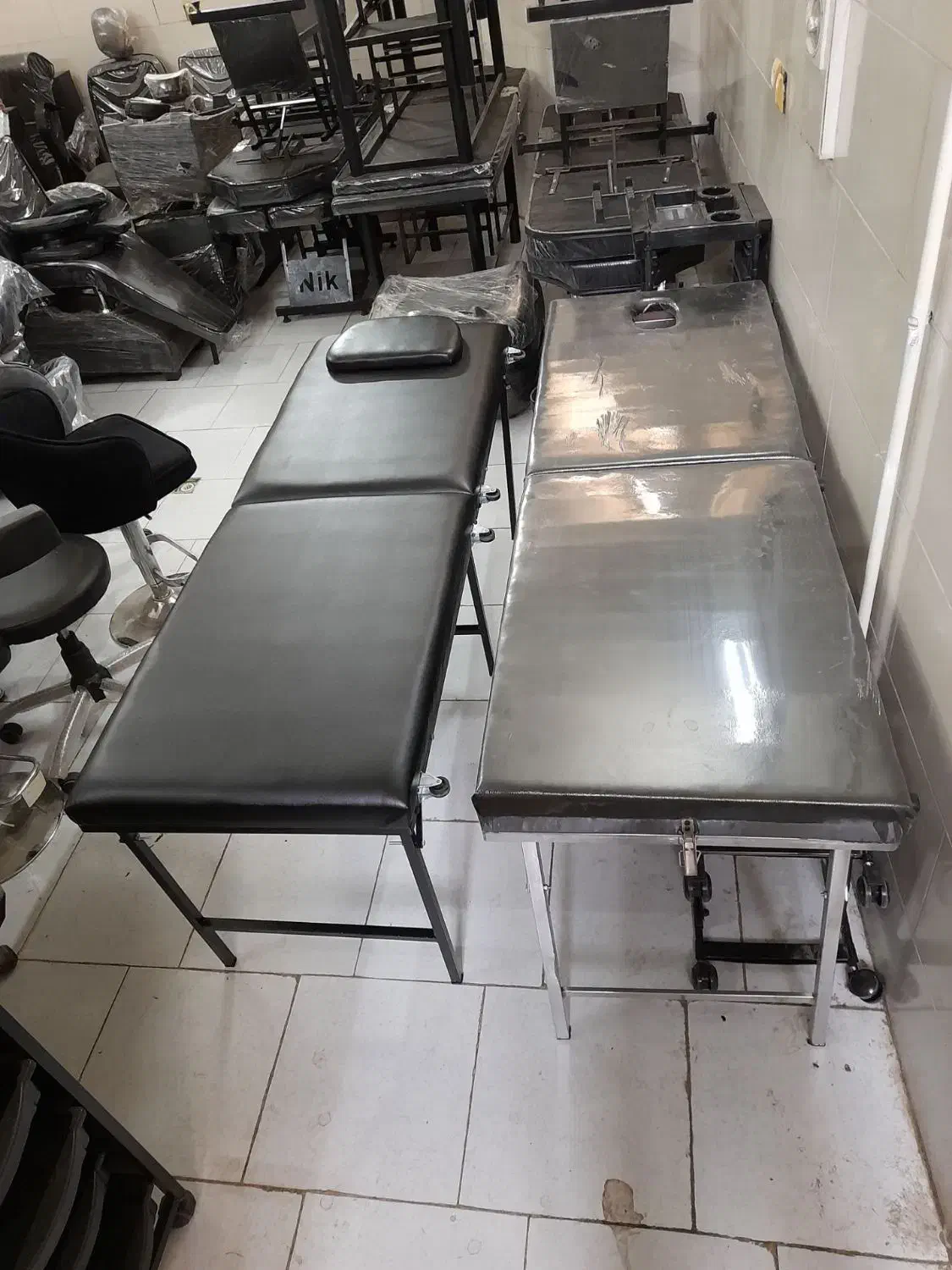 تخت پرتابل ماساژ پایه تاشو چمدانی|آرایشگاه و سالنهای زیبایی|مشهد, موسوی قوچانی|دیوار