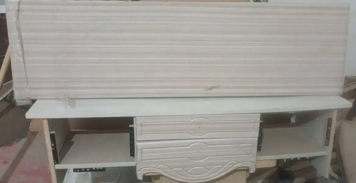 گنجه دراور  کمد|جاکفشی، کمد، دراور|تربت جام, المهدی|دیوار