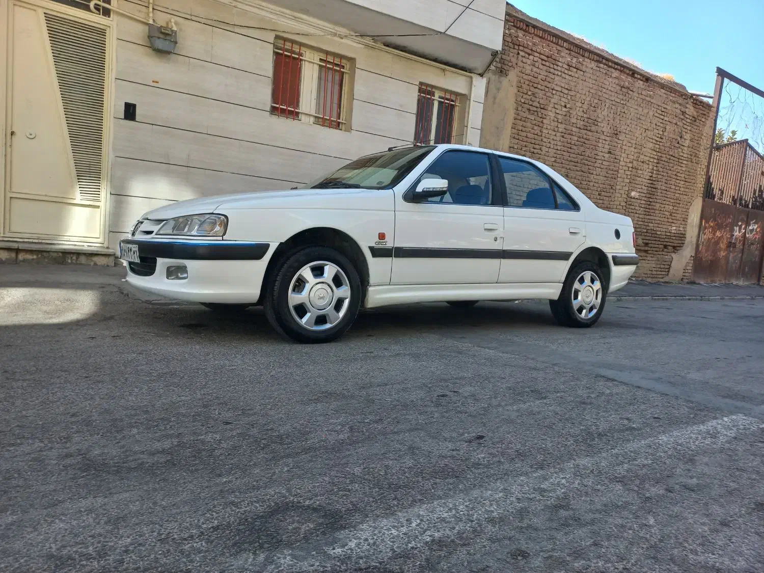 پارس دوگانه کارخانه مدل ۹۴|خودرو سواری و وانت|بروجرد, |دیوار