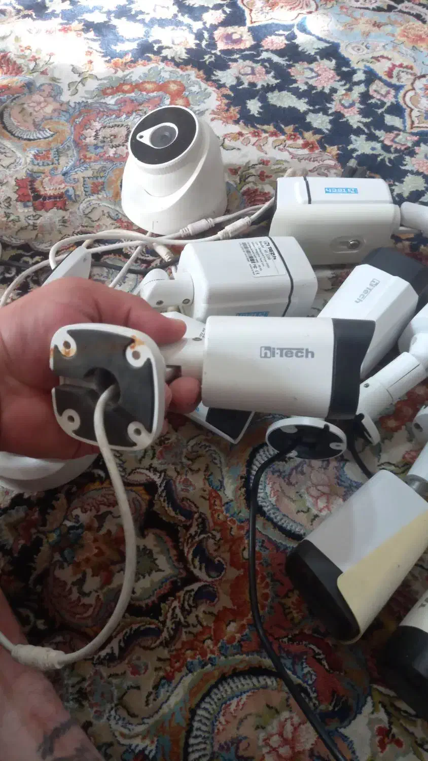 تعدادی دوربین مدار بسته در حد نو|دوربین مداربسته|خرم‌آباد (تنکابن), |دیوار