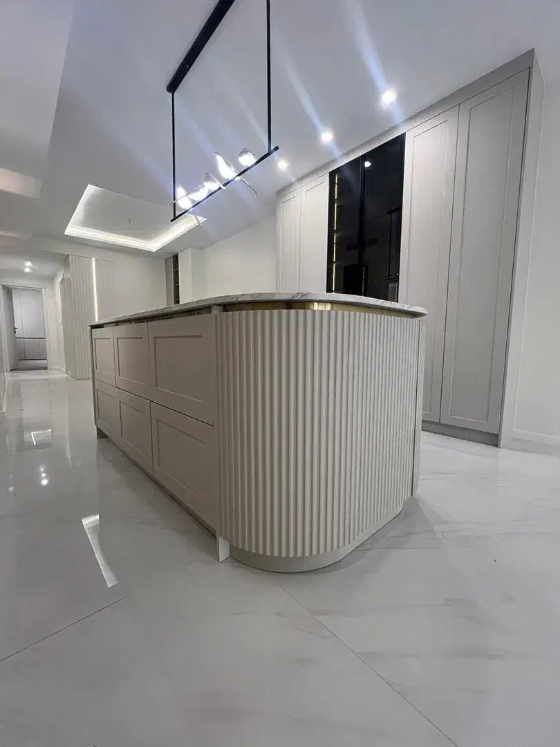 طراحی و اجرای تخصصی کابینت، کمد دیواری و دکوراسیون|خدمات پیشه و مهارت|کرج, عظیمیه|دیوار