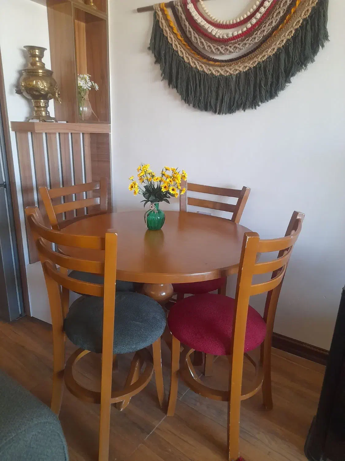 میز نهار خوری ۴ نفره|میز و صندلی غذاخوری|قوچان, |دیوار