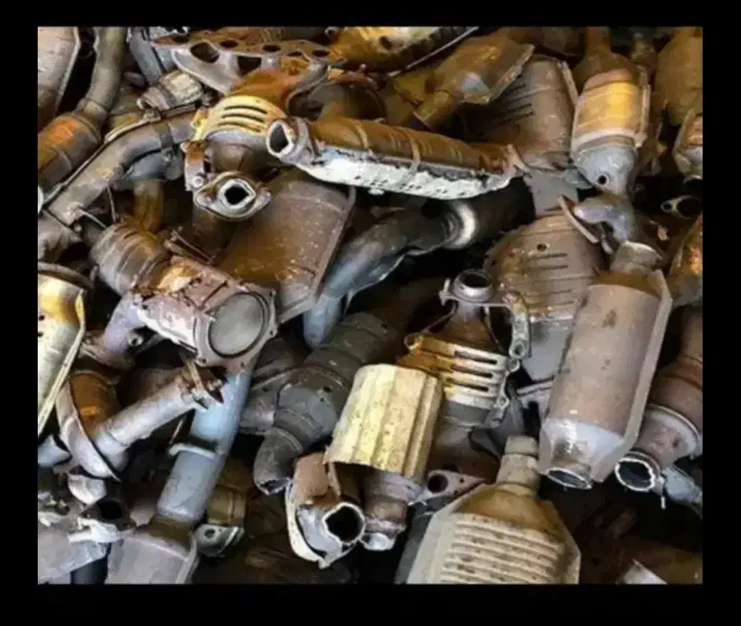 کاتالیزور و خاک کاتالیست|قطعات یدکی و لوازم جانبی|لنگرود, |دیوار