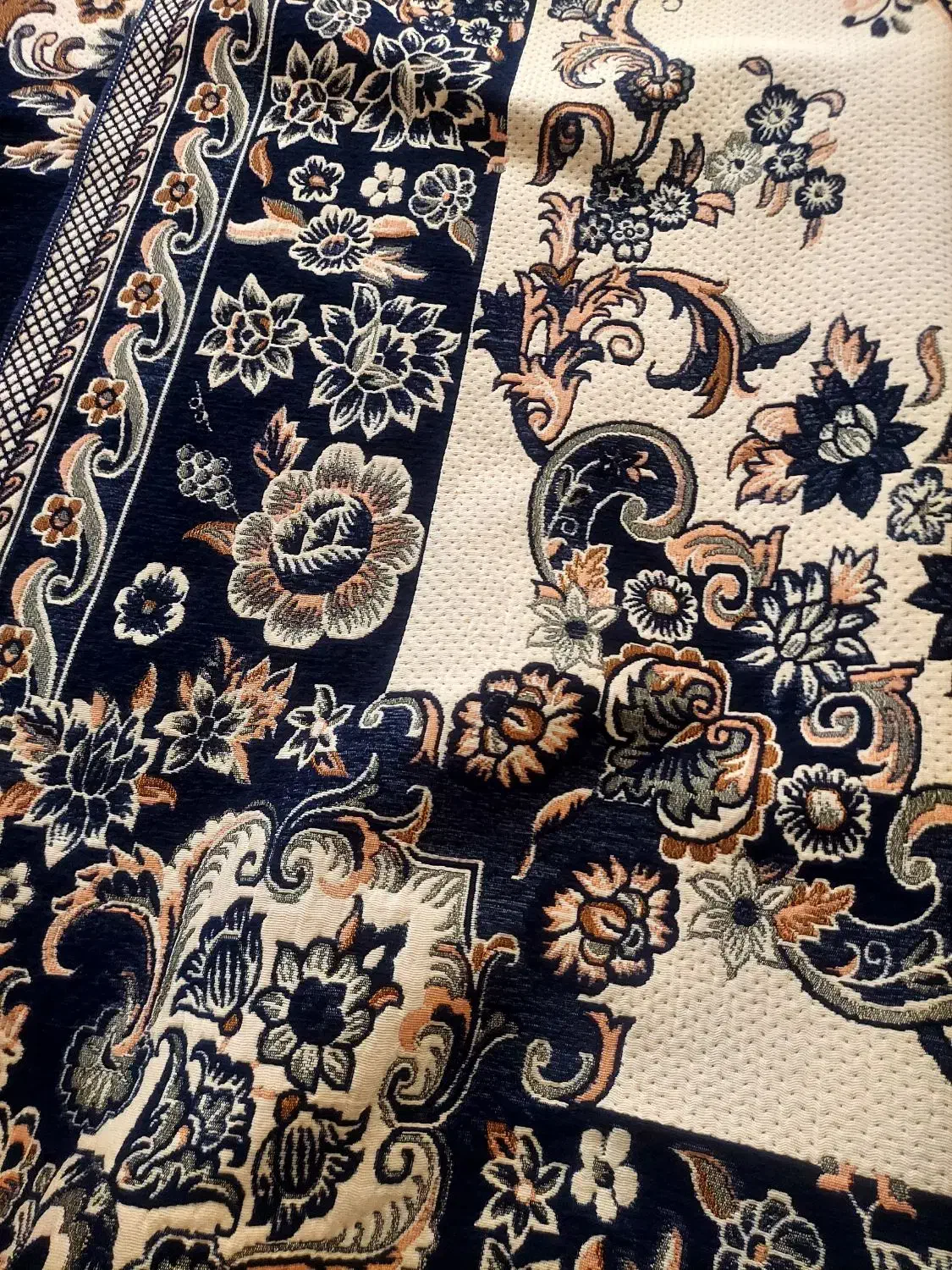 روفرشی نو|روفرشی|خمین, |دیوار