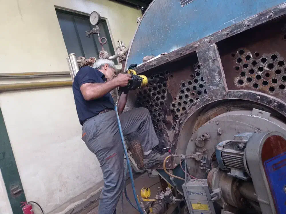 تعمیرات،نصب،راه اندازی،دیگ بخار و دیگ روغن|خدمات پیشه و مهارت|صفادشت, |دیوار