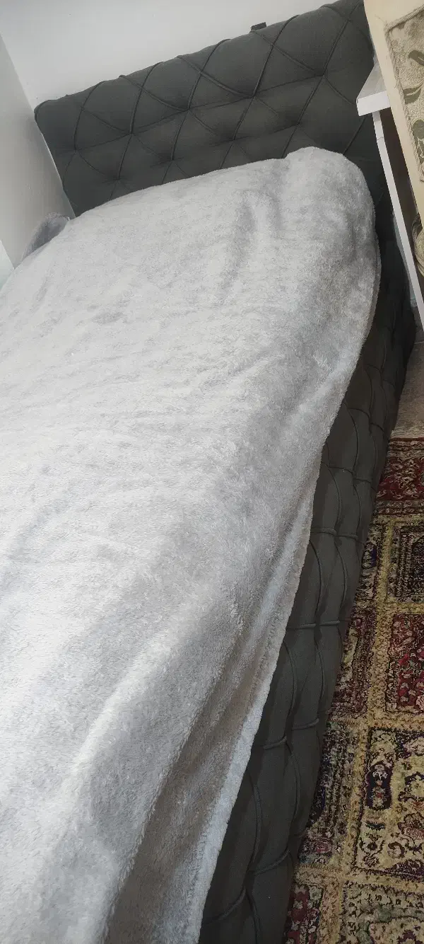 تخت یک نفره پارچه ای|تخت و سرویس خواب|تهران, اکباتان|دیوار