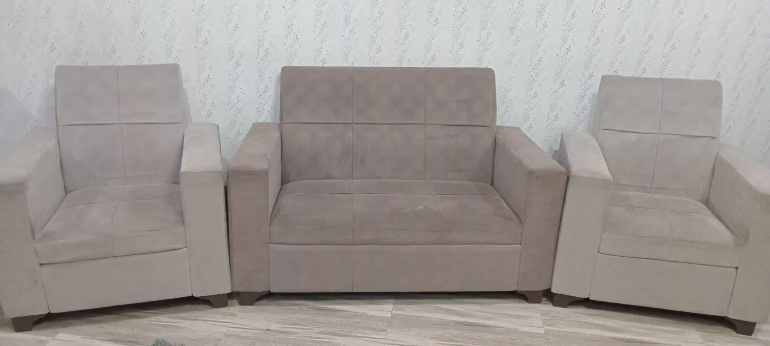 مبل ۷نفره|مبلمان خانگی و میز عسلی|رشت, یخسازی|دیوار