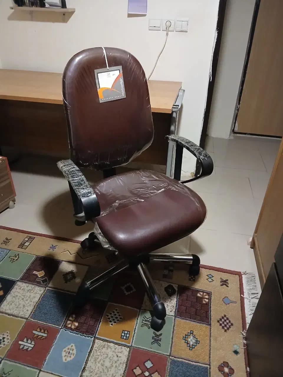 میز اداری و صندلی|مبلمان اداری|قزوین, |دیوار