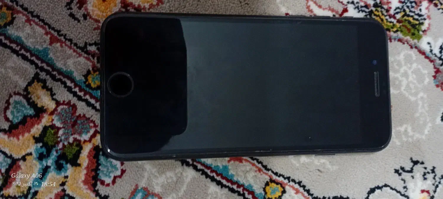 آیفون se2020|موبایل|تبریز, |دیوار