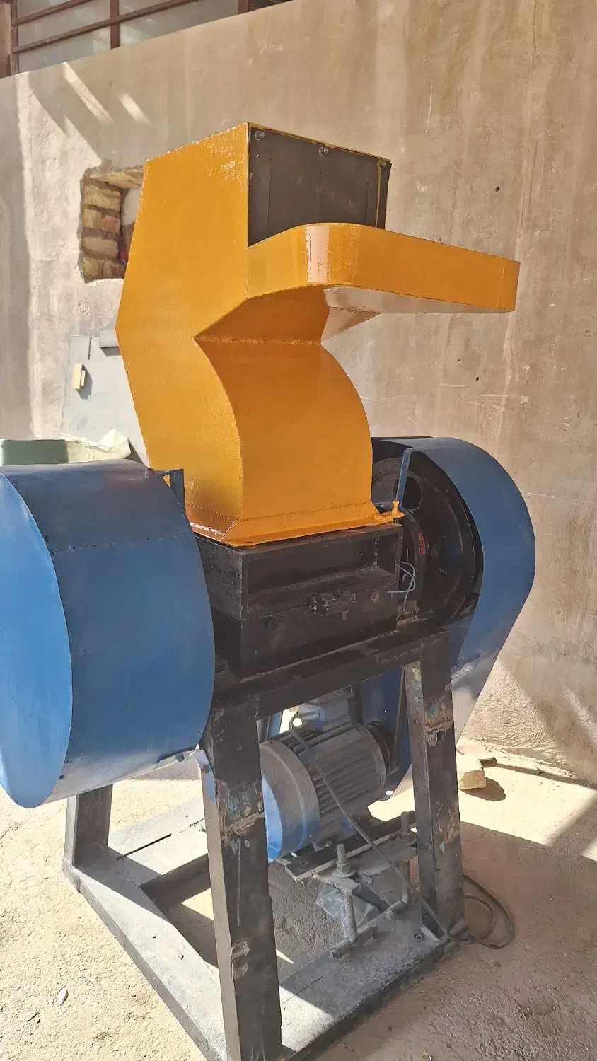 آسیاب پلاستیک دهنه ۴۰×۲۵شمشیری موتور ۱۰اسب|ماشینآلات صنعتی|اصفهان, گلزار|دیوار