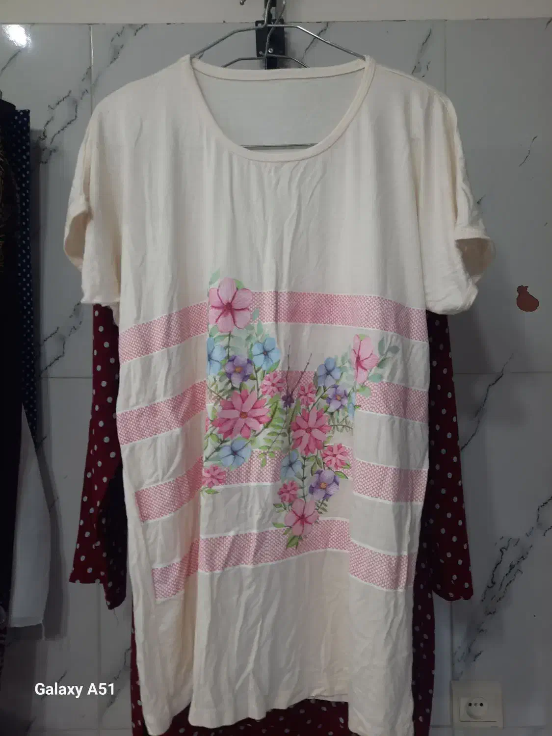 همه چی ۲۵۰ تومن|لباس|ساری, |دیوار