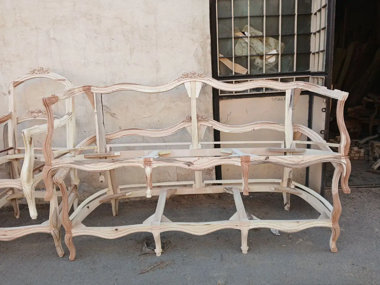 تولید کلاف سه گل|مبلمان خانگی و میز عسلی|ملایر, |دیوار