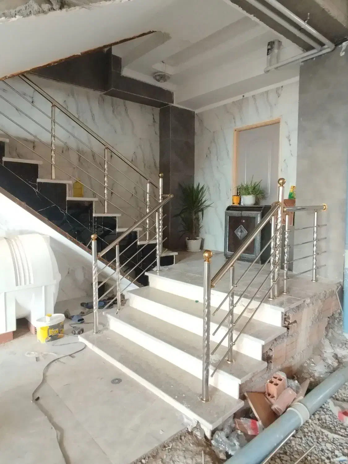 مجری وطراح انواع نرده استیل|خدمات پیشه و مهارت|آق قلا, |دیوار