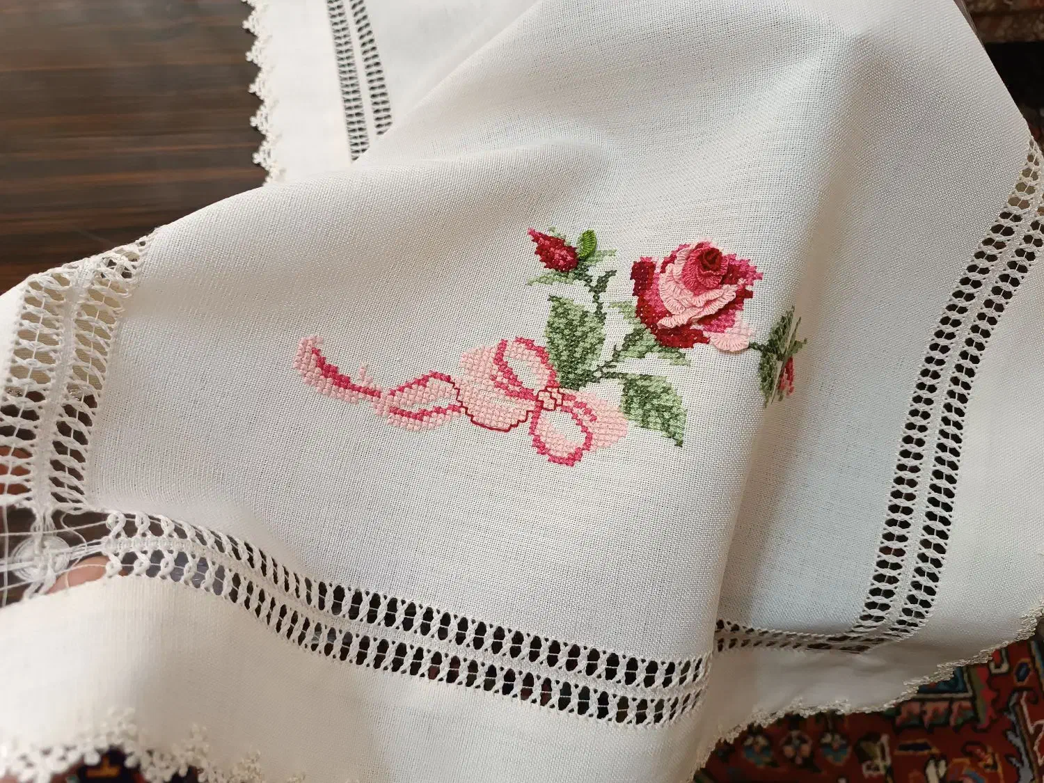 رانر  گلدوزی ژوردوزی شماره دورزی|پرده، رانر، رومیزی|تبریز, |دیوار