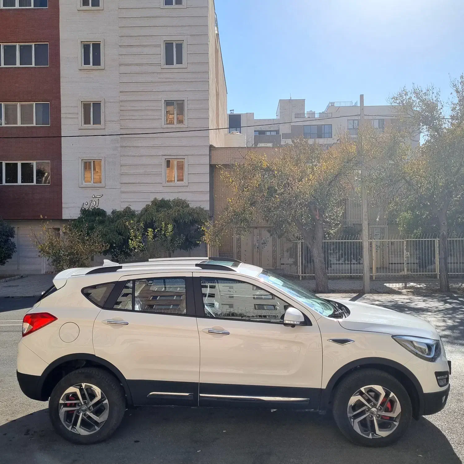 هایما اس ۵ پرو ۱۴۰۴ با کارت طلایی|خودرو سواری و وانت|شیراز, شهرک مفتح|دیوار