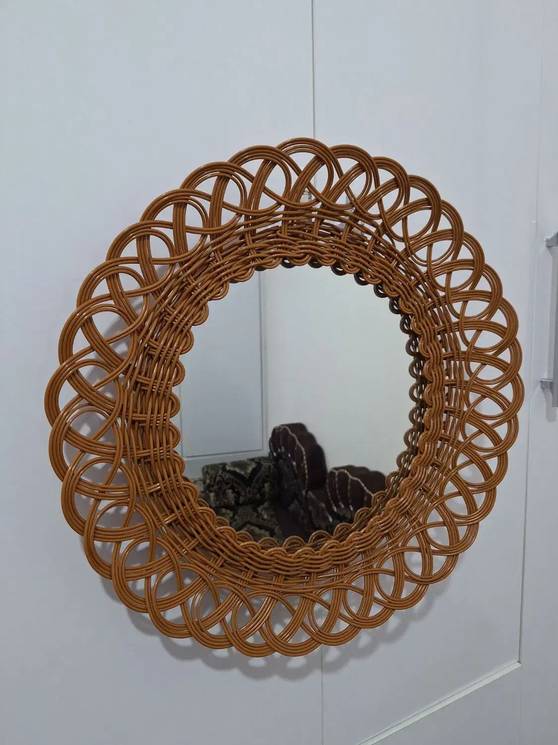 سبد وآینه ارغوانی|صنایع دستی و سایر لوازم تزئینی|شاهین‌شهر, برخوار غرب|دیوار