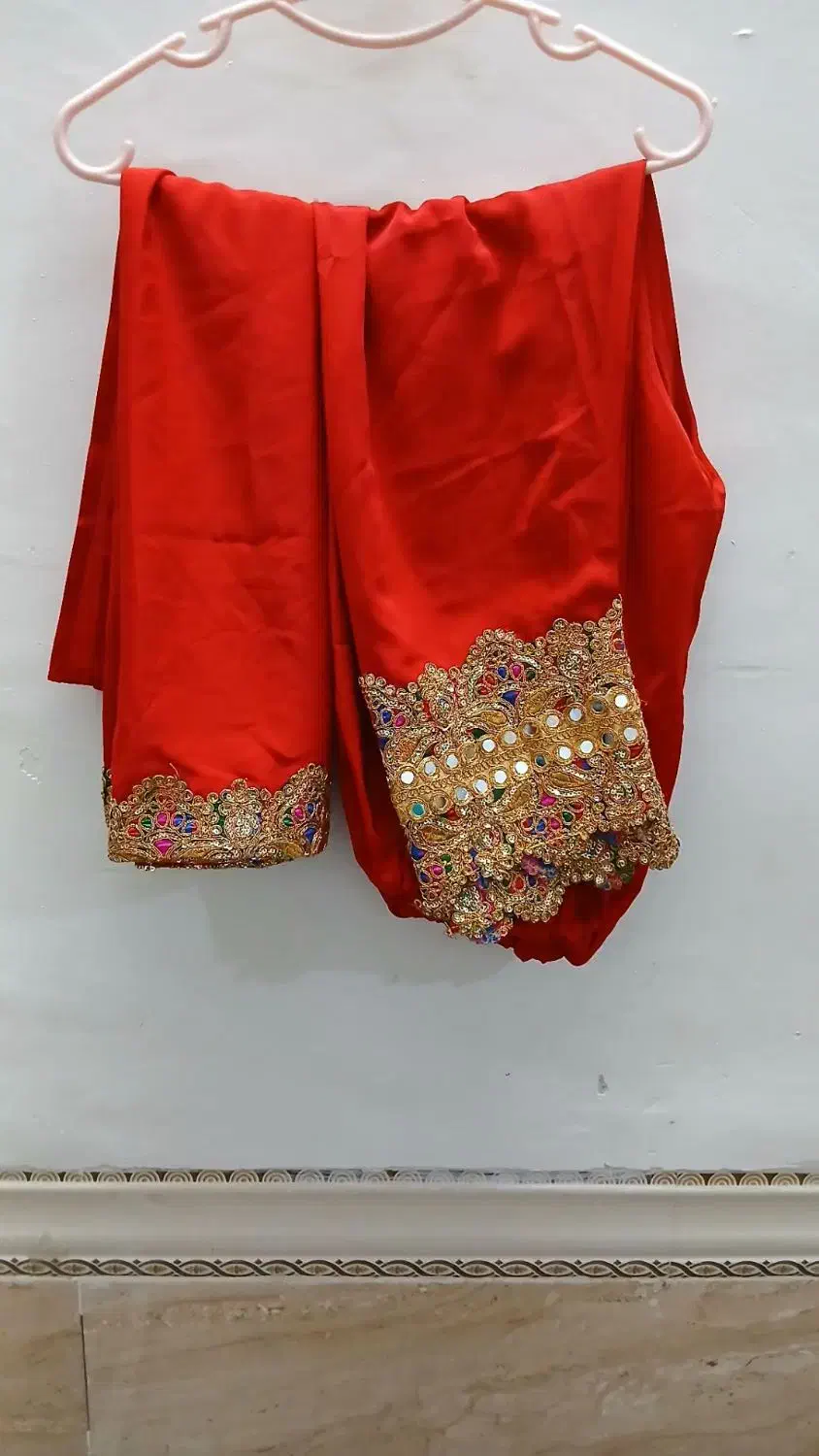 لباس مجلسی|لباس|کهریزک, |دیوار