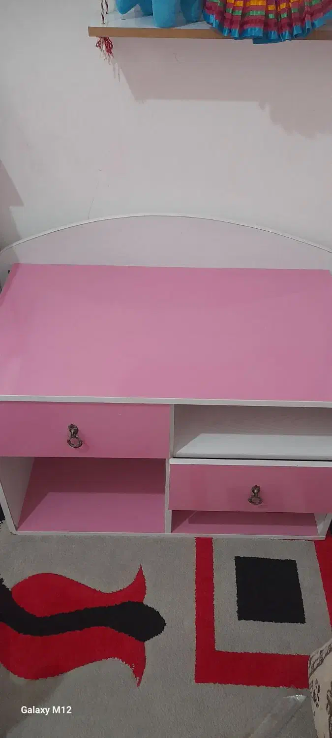 پاتختی|تخت و سرویس خواب|کرمانشاه, |دیوار