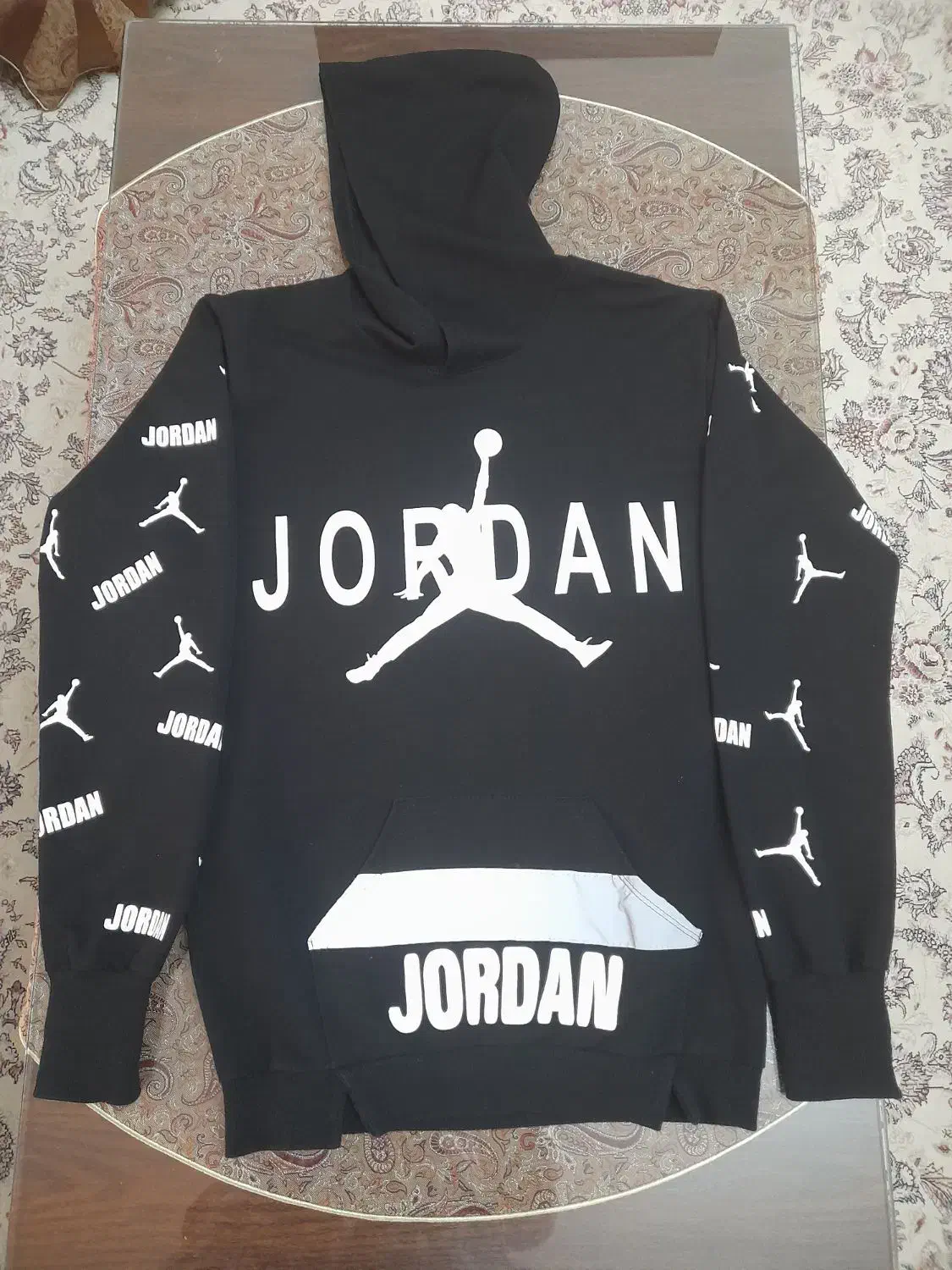 هودی طرح جردن کلاه دار|لباس|لاهیجان, شهید آوینی|دیوار