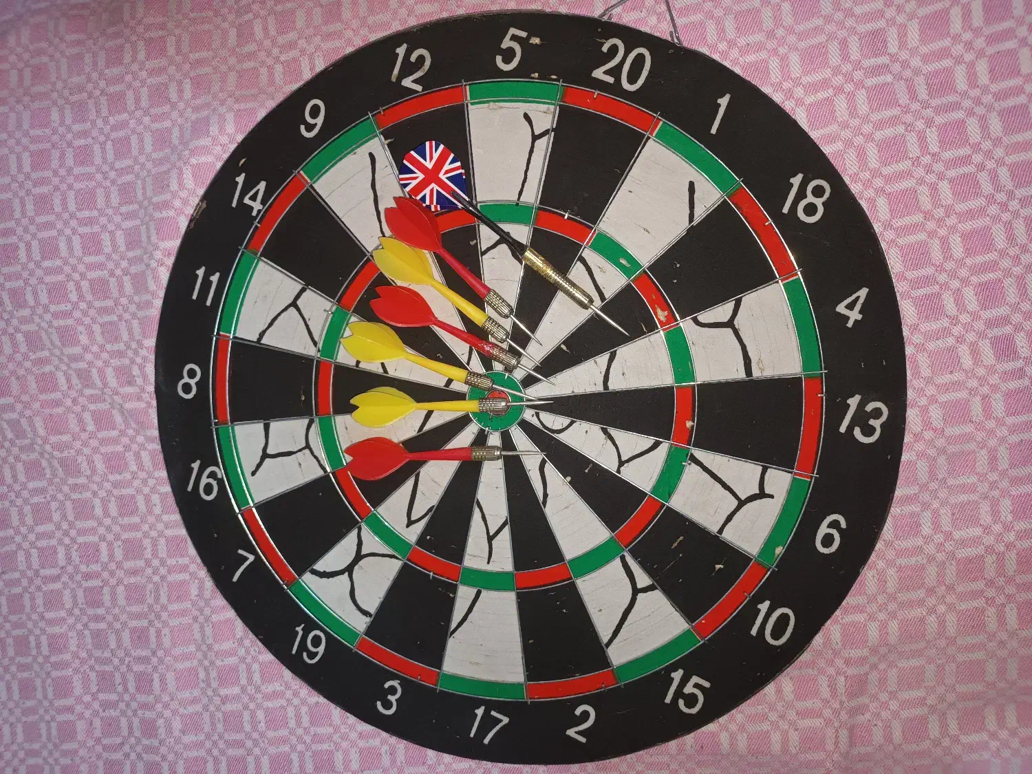 دارت خارجی با 8 عدد پیکان پرتابی|اسباببازی بچه|بهشهر, |دیوار