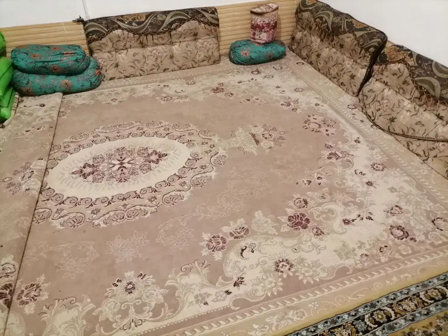 قالی طرح جدید|فرش|شیراز, مهدی‌آباد|دیوار