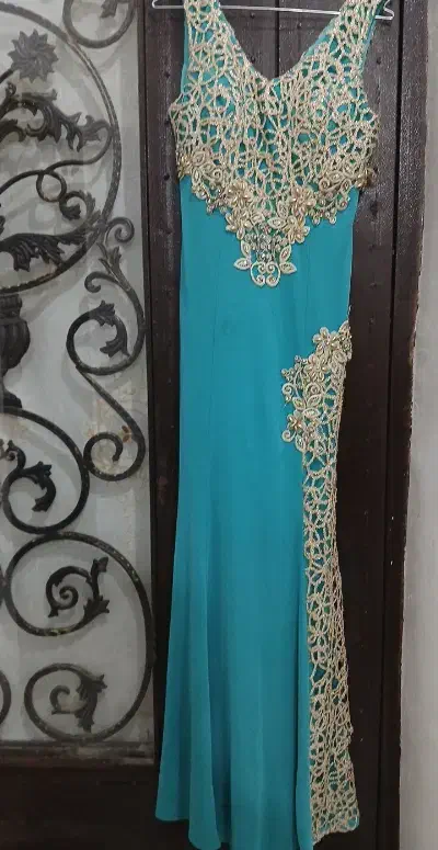 لباس بلند|لباس|نوشین شهر, |دیوار