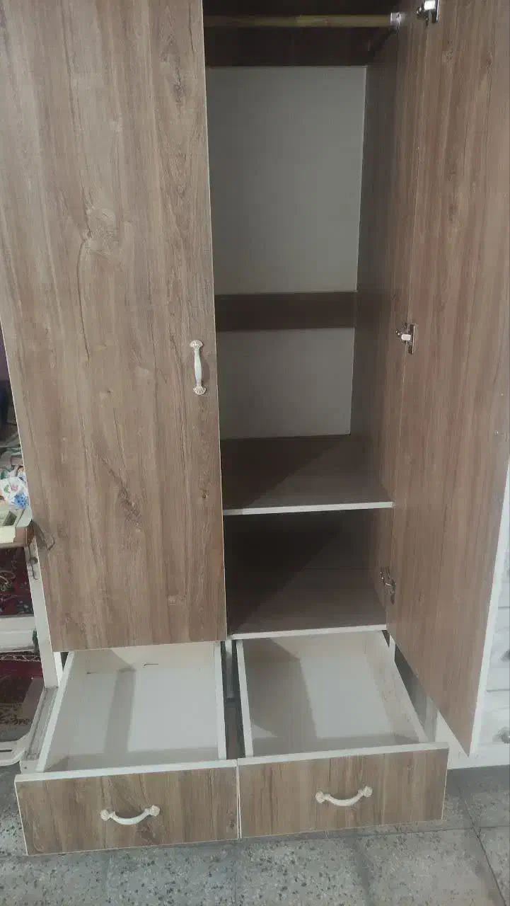 کمد و تخت دو نفره جک دار|تخت و سرویس خواب|قرچک, زیبا شهر|دیوار