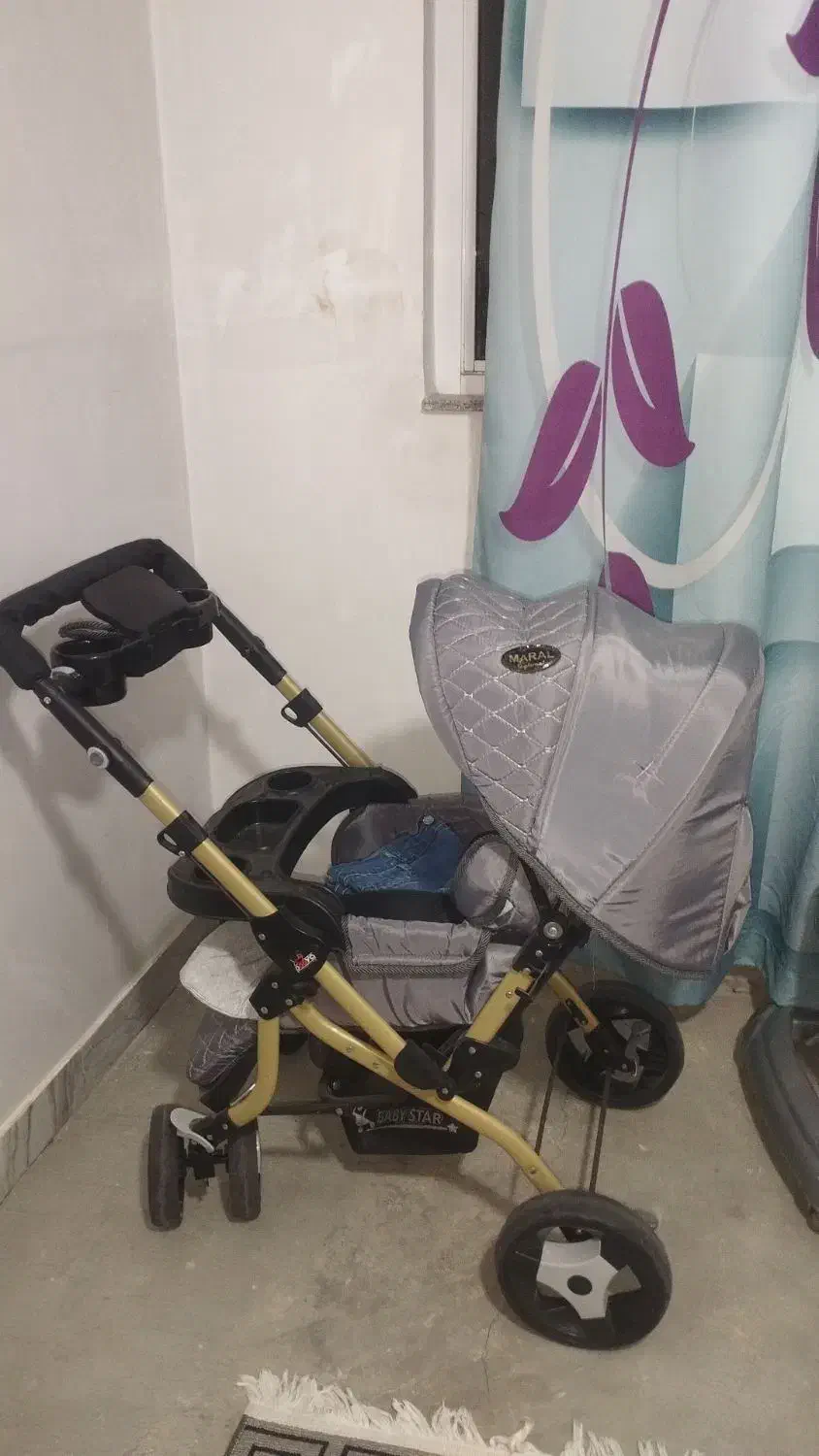 کالسکه نو خیلی تمیز با لباس ۱۹ تیکه نو|کالسکه و لوازم جانبی|کرمانشاه, |دیوار