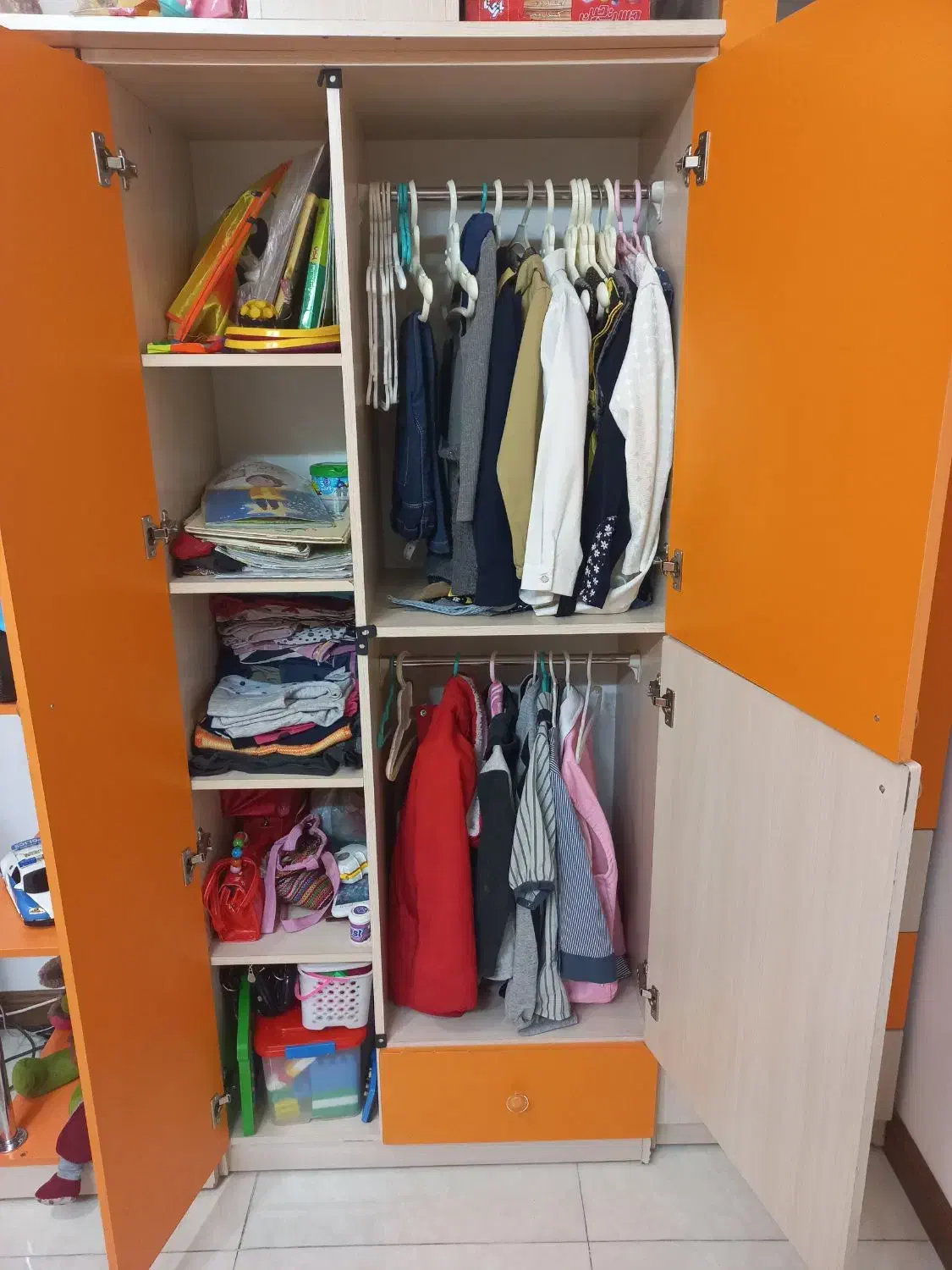 تخت کودک و نوجوان|تخت و سرویس خواب|سمنان, |دیوار