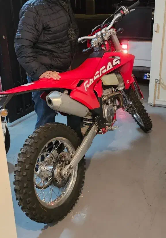 موتور گس گس ۲۵۰ اندرو|موتورسیکلت|تهران, یوسف‌آباد|دیوار