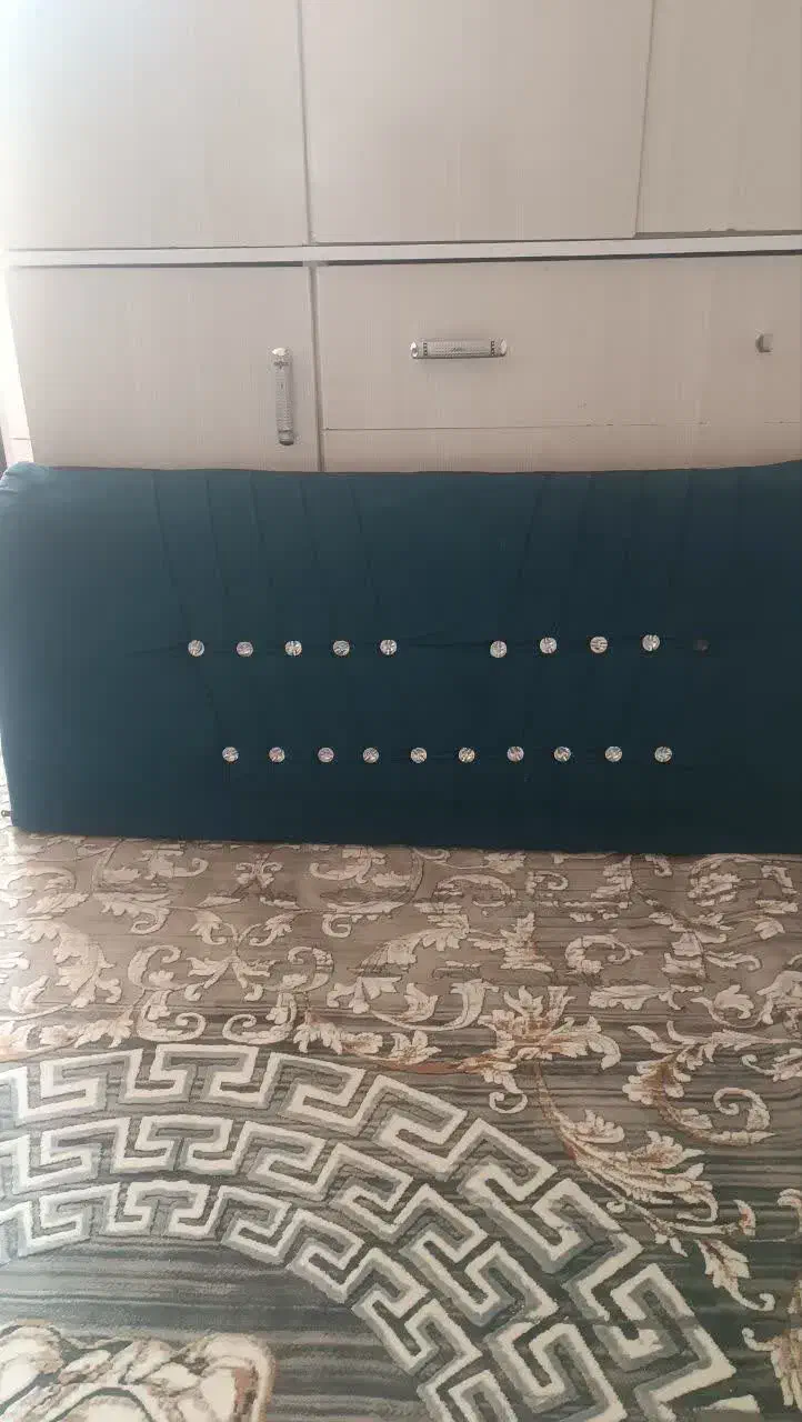 پشتی|پشتی|قم, نیروگاه|دیوار