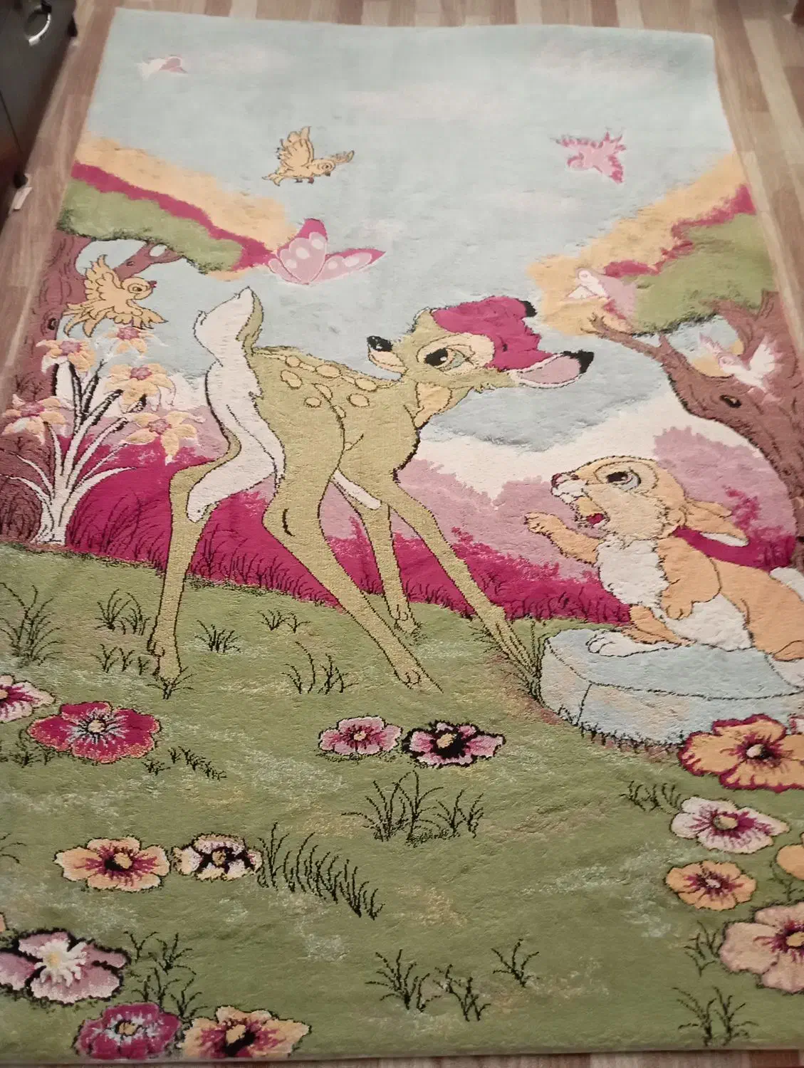 فرش قالیچه|فرش|قم, چهل درخت‎|دیوار