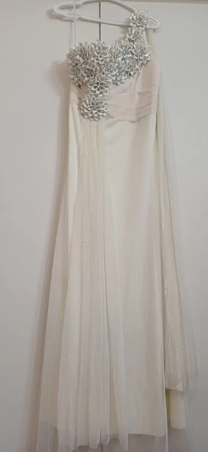 لباس مجلسی روشن|لباس|فردیس, خیام غربی|دیوار