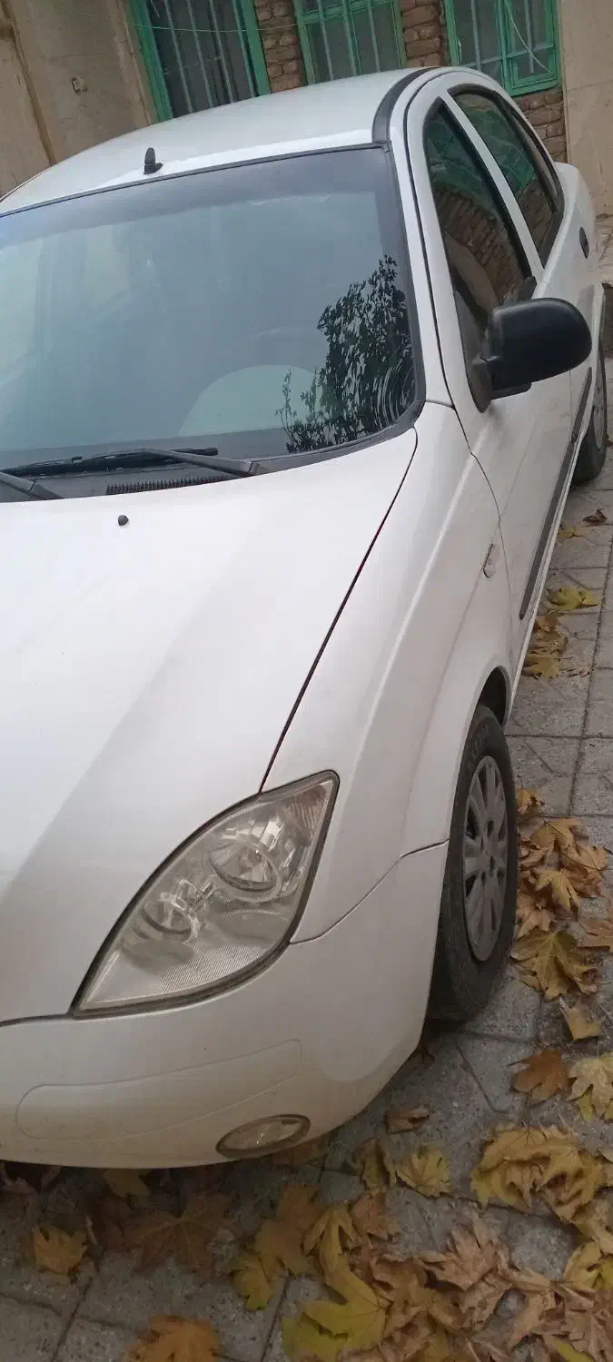 تیبا یک مدل ۹۸|خودرو سواری و وانت|بروجرد, |دیوار