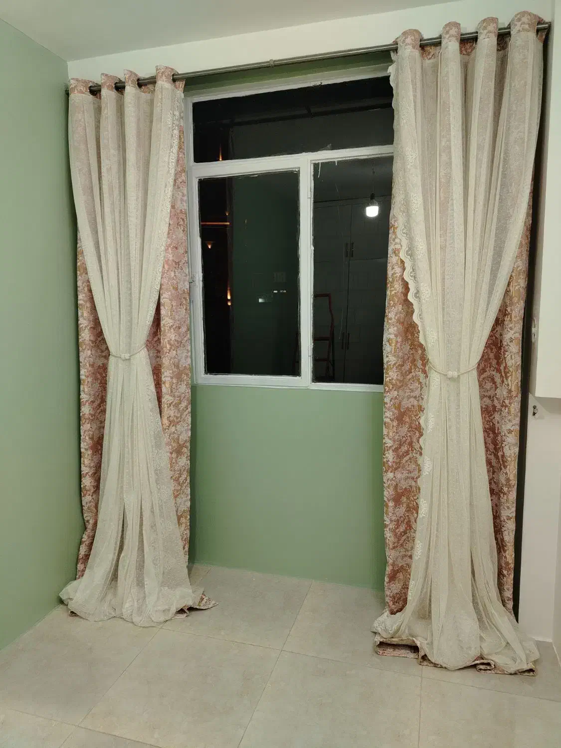 پرده طرح پتینه|پرده، رانر، رومیزی|مشهد, مشکینی (شهرک غرب)|دیوار