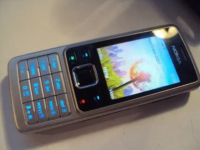 نوکیا 6300i|موبایل|تهران, جمال‌زاده|دیوار