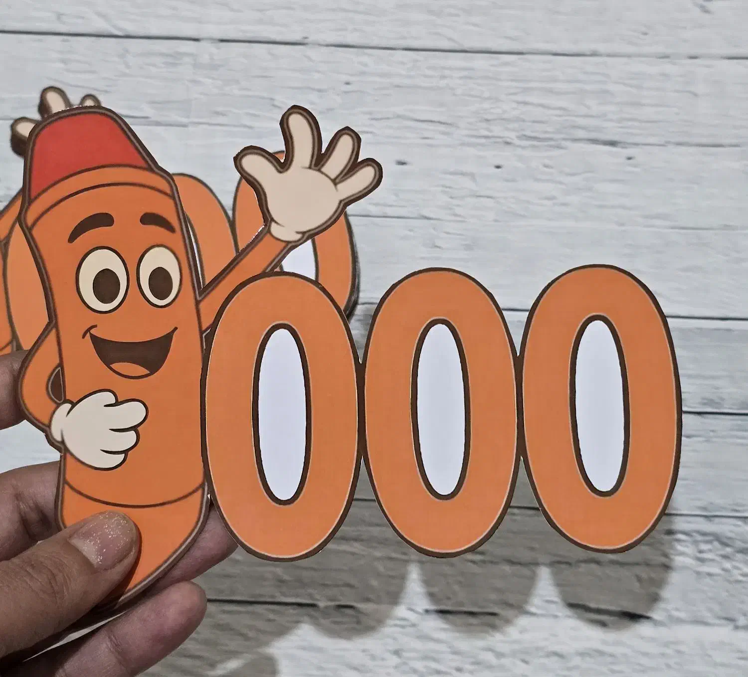 تاج جشن هزار . تاج جشن ساعت . تاج جشن اسم|لوازم التحریر|شیراز, میانرود|دیوار