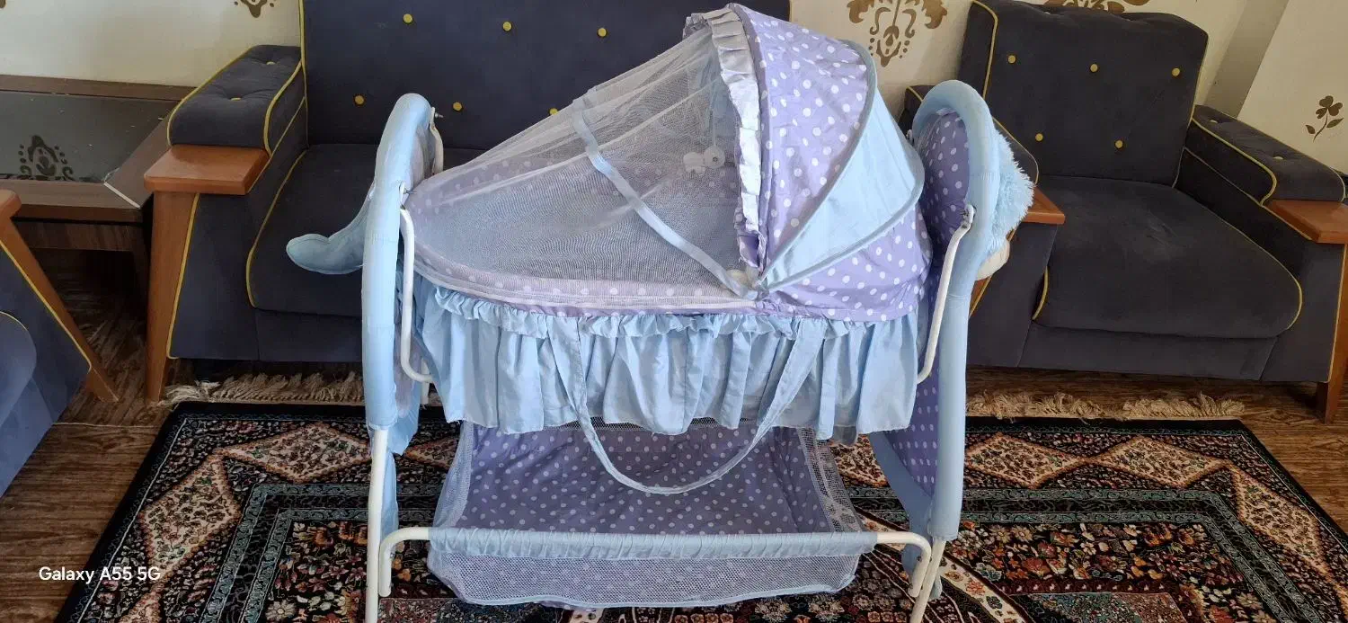 گهواره عروسکی و آغوشی بچه|اسباب و اثاث بچه|مسجد سلیمان, |دیوار