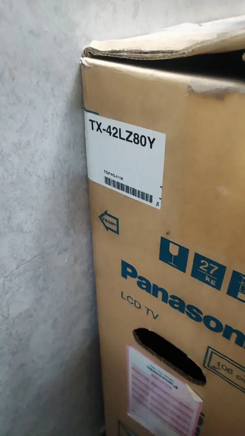 lcd Panasonic 42 inch|تلویزیون و پروژکتور|اصفهان, شهرک کاوه|دیوار